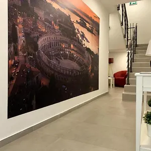 Apartment Dream In Arena 1 Center Free Parking, Pula